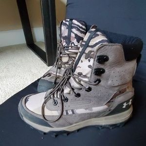 Underarmour Hiking Boots